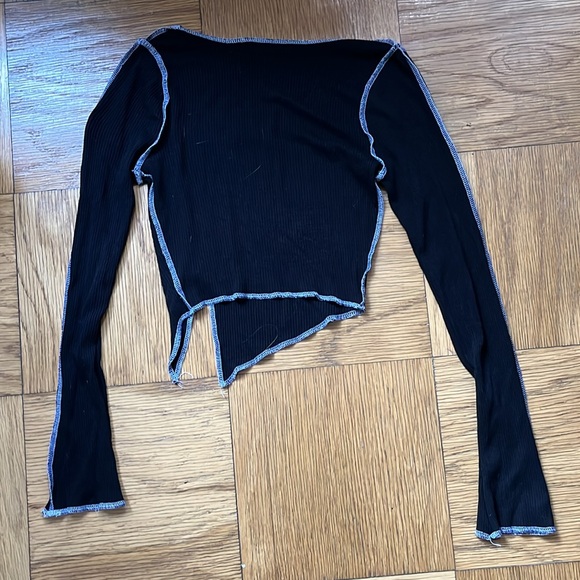 Fashion Nova Long Sleeve Crop Top - Picture 6 of 6